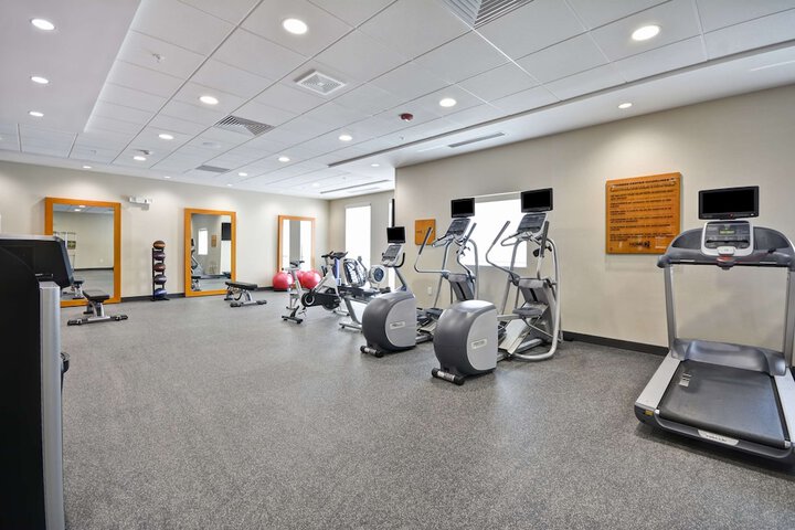 Health and Fitness 28 of 32
