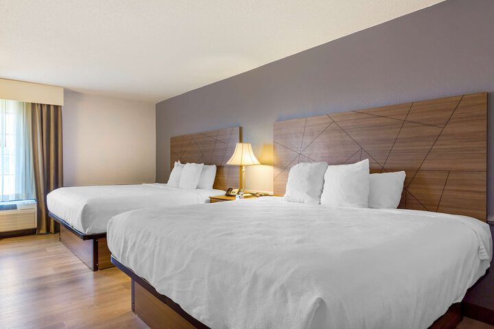 Room 21 of 44