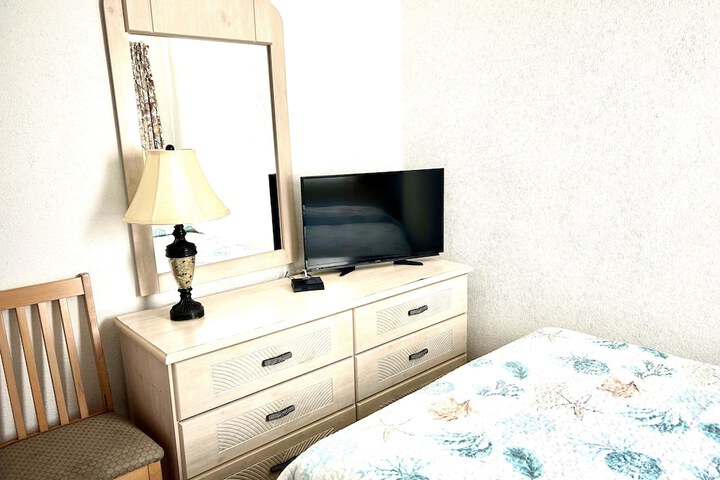 Room 21 of 37
