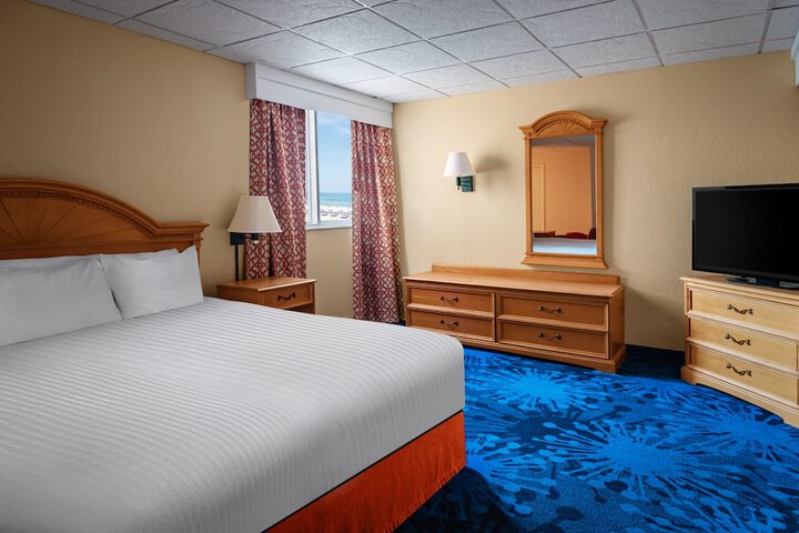 Room 32 of 54
