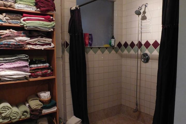 Room 30 of 61
