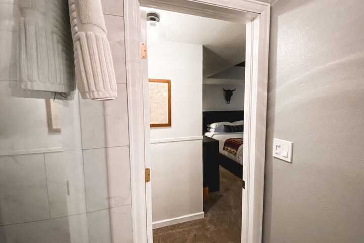 Room 74 of 111