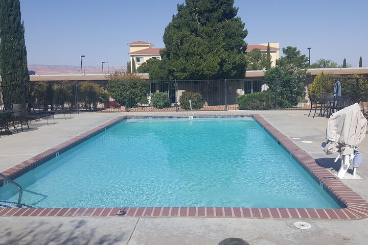 Pool 4 of 33
