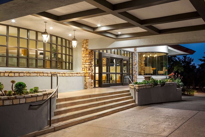 Hotel 6 of 100