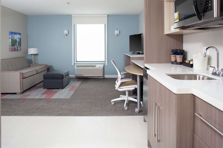 Room 9 of 24