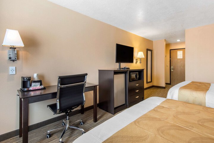 Room 20 of 36