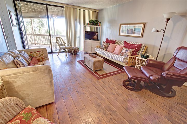 Hibiscus A103 2 / 2 Free Activities! & Oceanfront Wifi 3 Pools