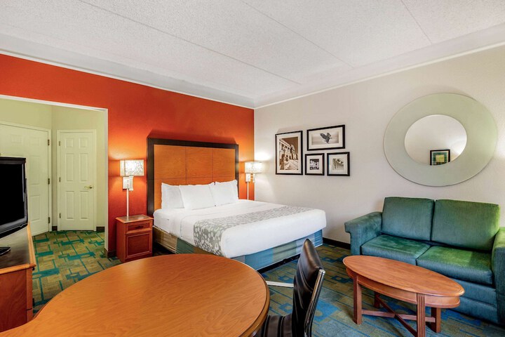 Room 20 of 29