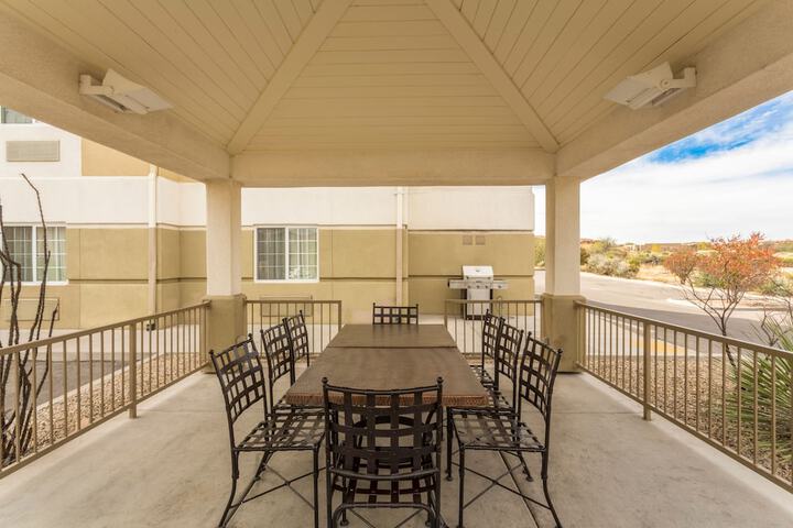 Candlewood Suites Nogales by IHG