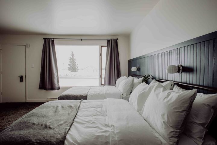 The Bayview Motel - Fort Frances ON - Lakeside Motel