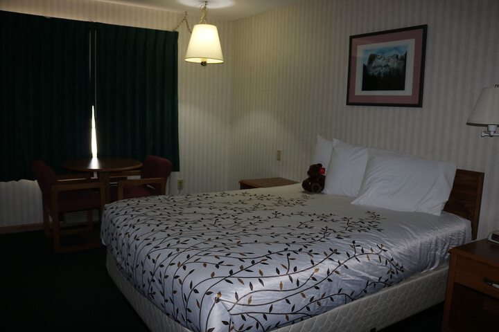 Room 18 of 86