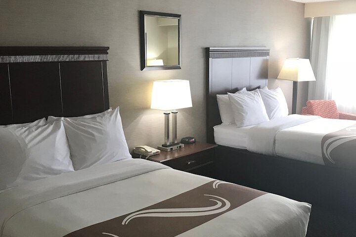 Room 25 of 80