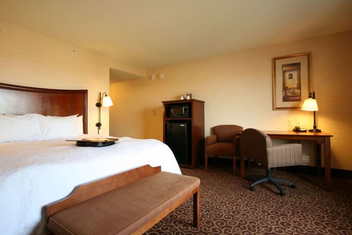 Room 12 of 29