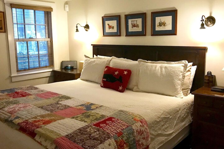 Room 25 of 63
