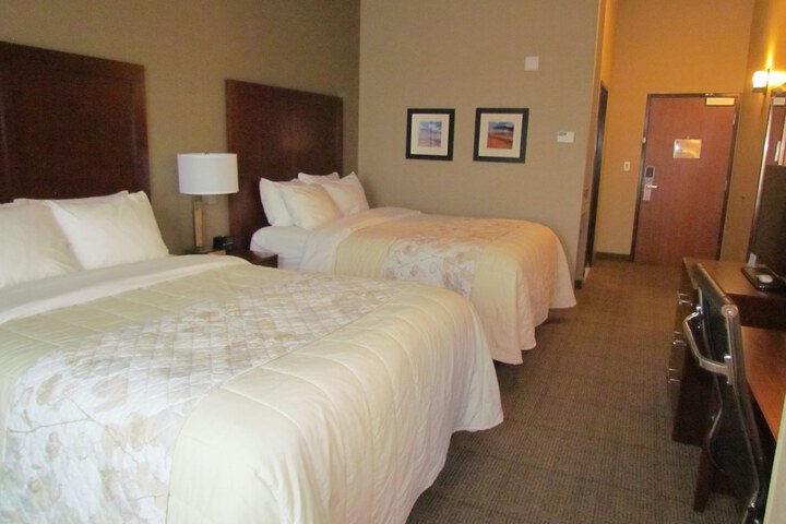 Room 19 of 49