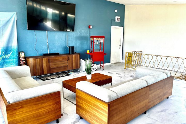 Hotel Interior 14 of 39