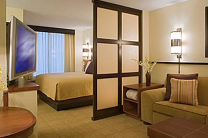 Room 21 of 29