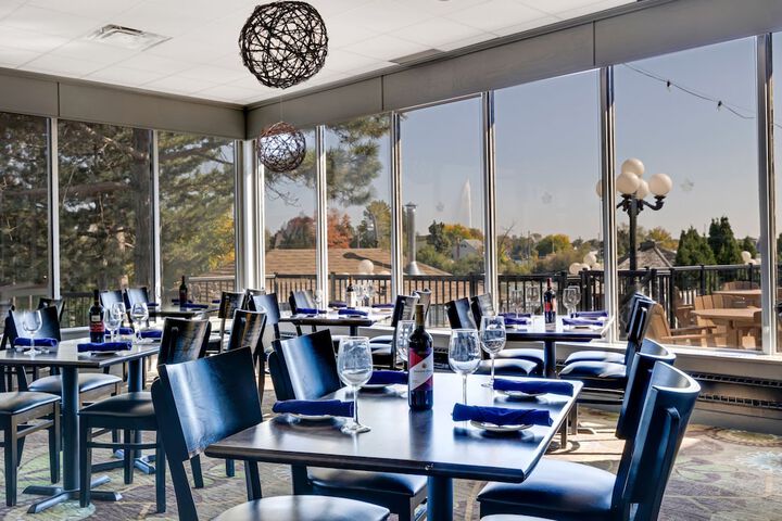 Dining 90 of 117