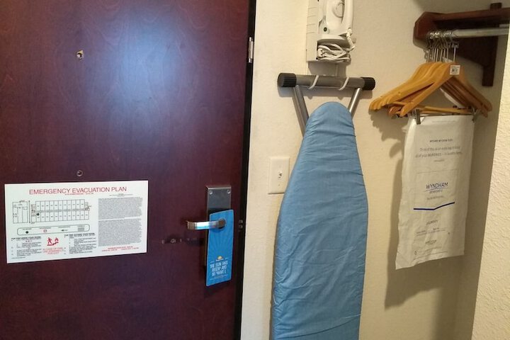 Room 20 of 30