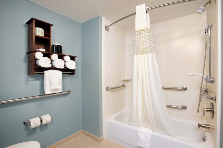 Hampton Inn & Suites Outer Banks / Corolla