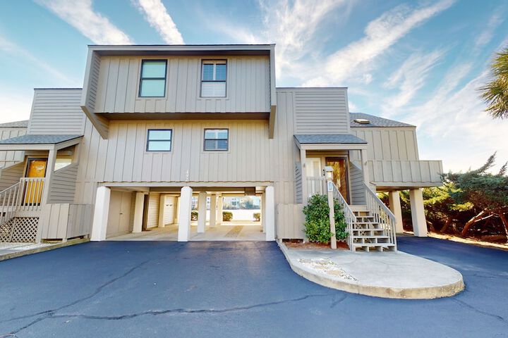 Litchfield Beach & Golf Resort