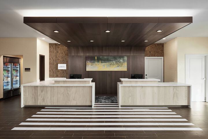 Hotel Interior 9 of 23