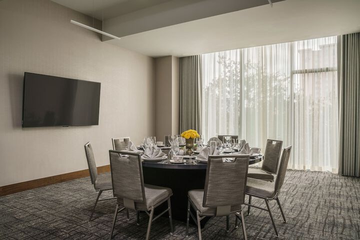 Hyatt Regency Houston / Galleria