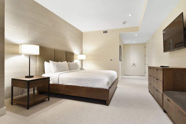 Room 148 of 187