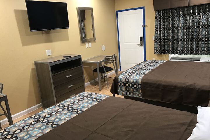 Room 27 of 42