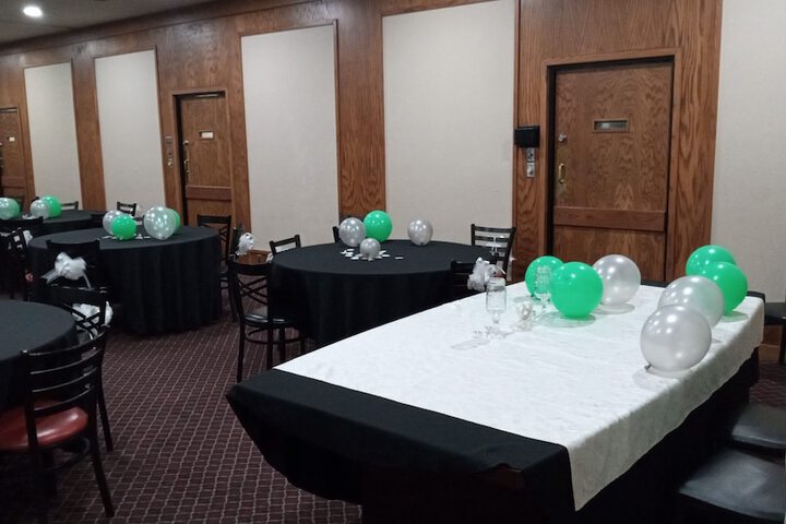 Ballroom/Hall 35 of 41