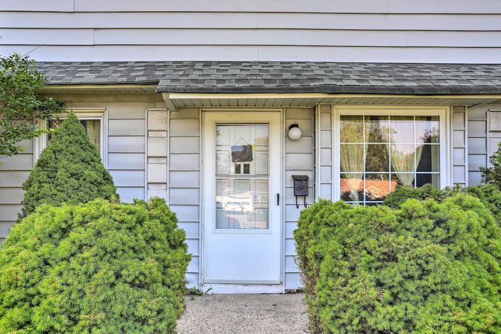 Lovely Royal Oak Unit 10 Min to Vibrant Downtown
