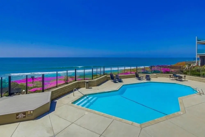Work-Friendly Oceanfront Condo with Pool and Spa Access SURF25 by RedAwning