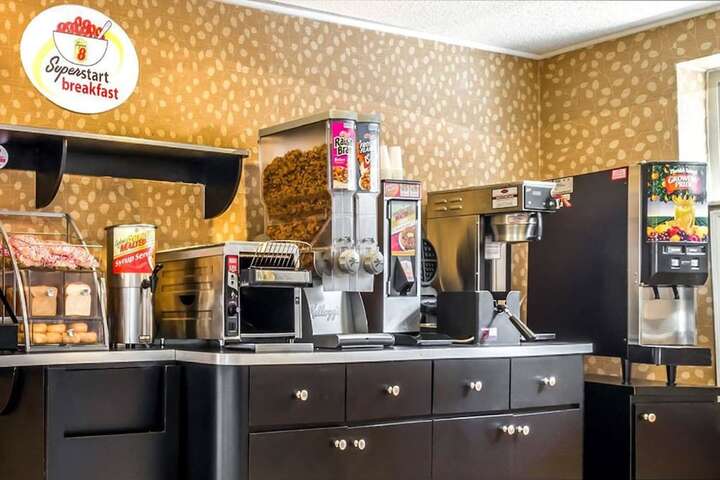 Breakfast/Coffee Service 14 of 16
