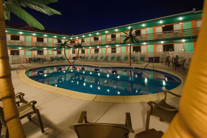 Pool 7 of 30