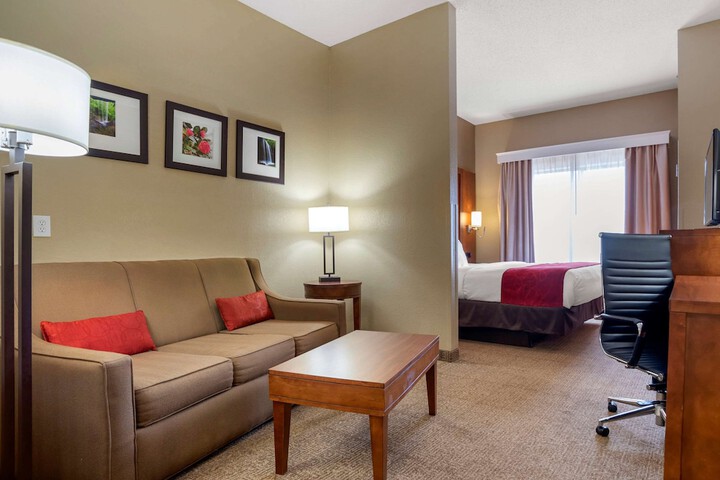 Room 21 of 28
