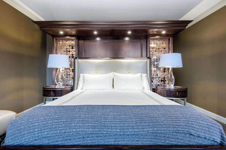 Room 56 of 108