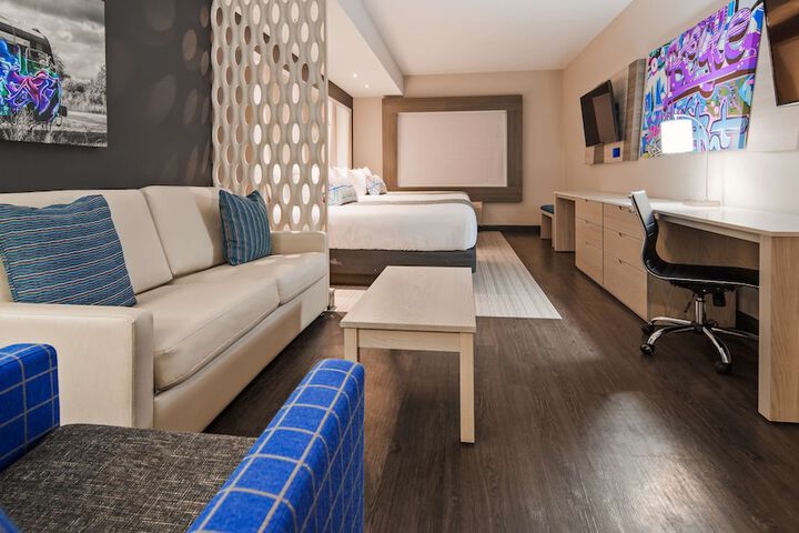 Room 28 of 57
