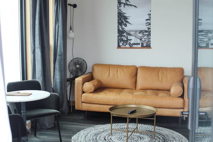 Room 65 of 159