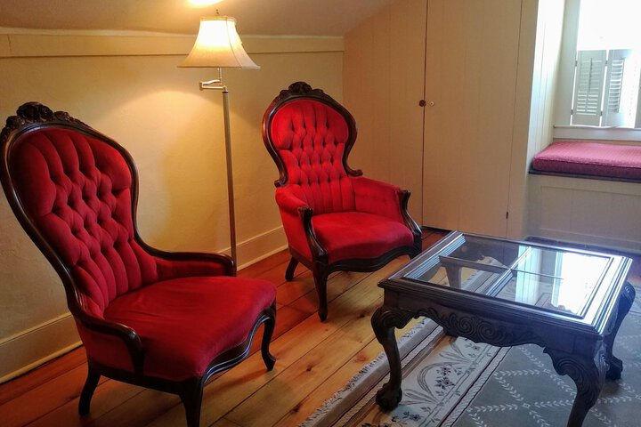 Room 12 of 35