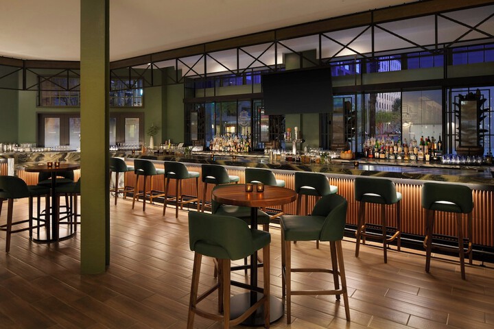 Sheraton Grand Sacramento Hotel