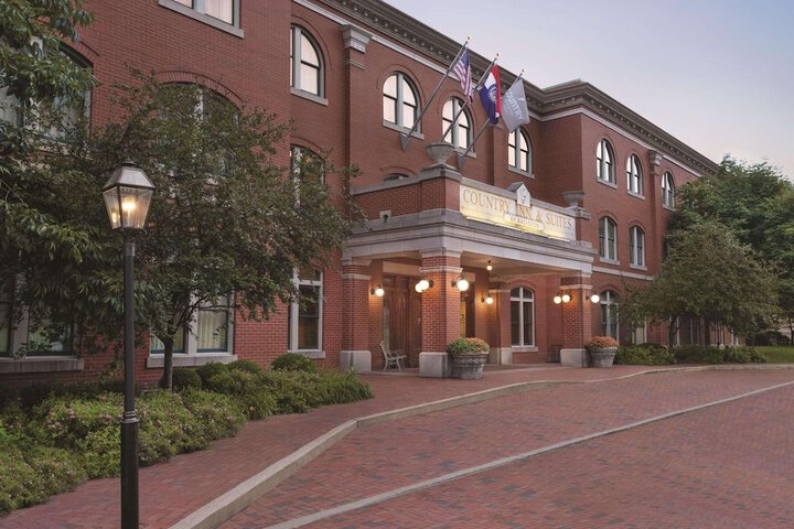 Country Inn & Suites by Radisson St. Charles Historic District