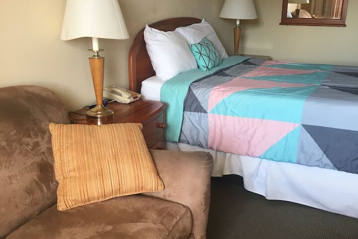 Ambassador Inn & Suites
