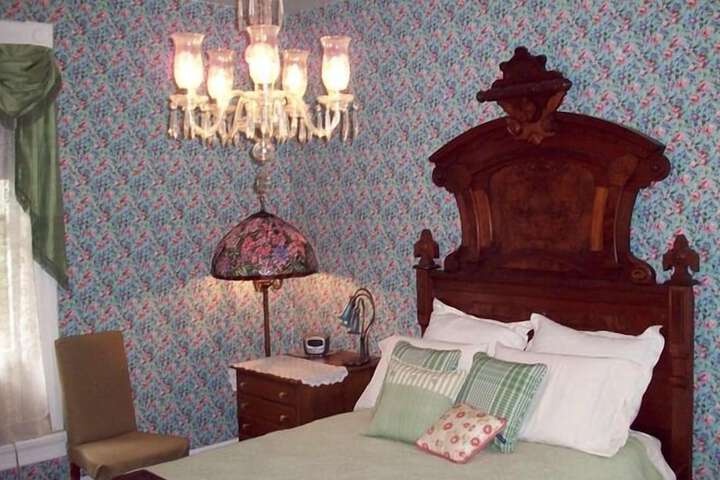 Room 40 of 87