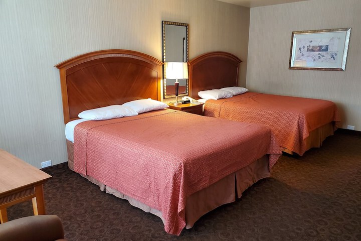 Room 30 of 46