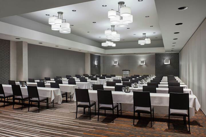 Delta Hotels by Marriott Quebec
