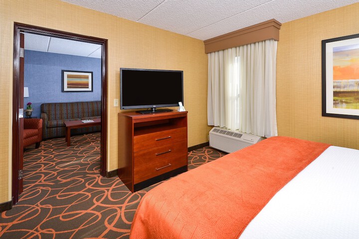 Room 30 of 40