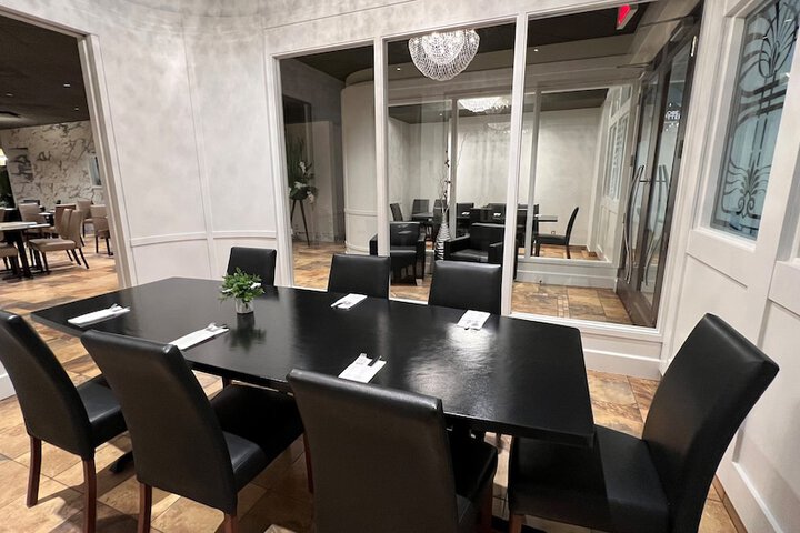 Dining 55 of 75