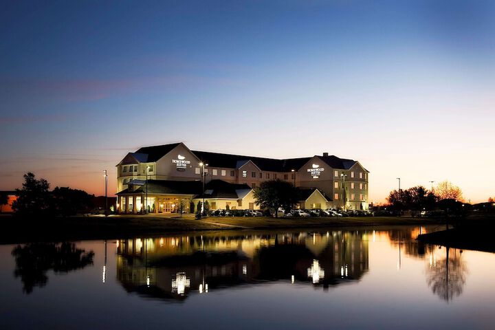 Hotel 4 of 33