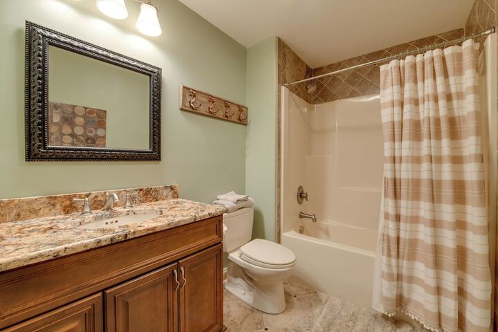 Waterfront Sherrills Ford Home w / Pool & Boat Dock