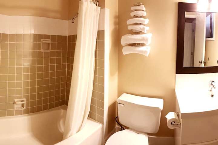 Room 35 of 72